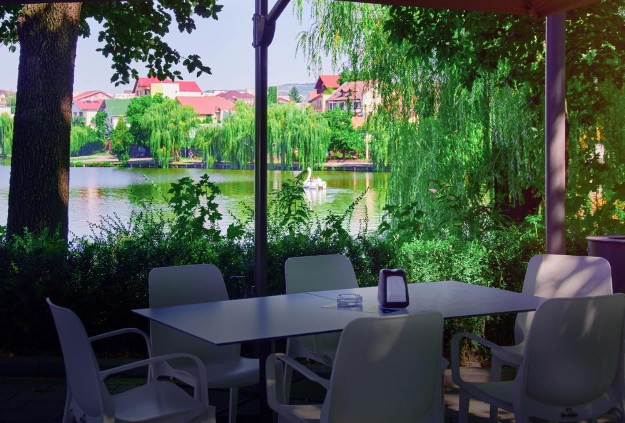 Hotel Univers Cluj-Napoca Ngoại thất bức ảnh