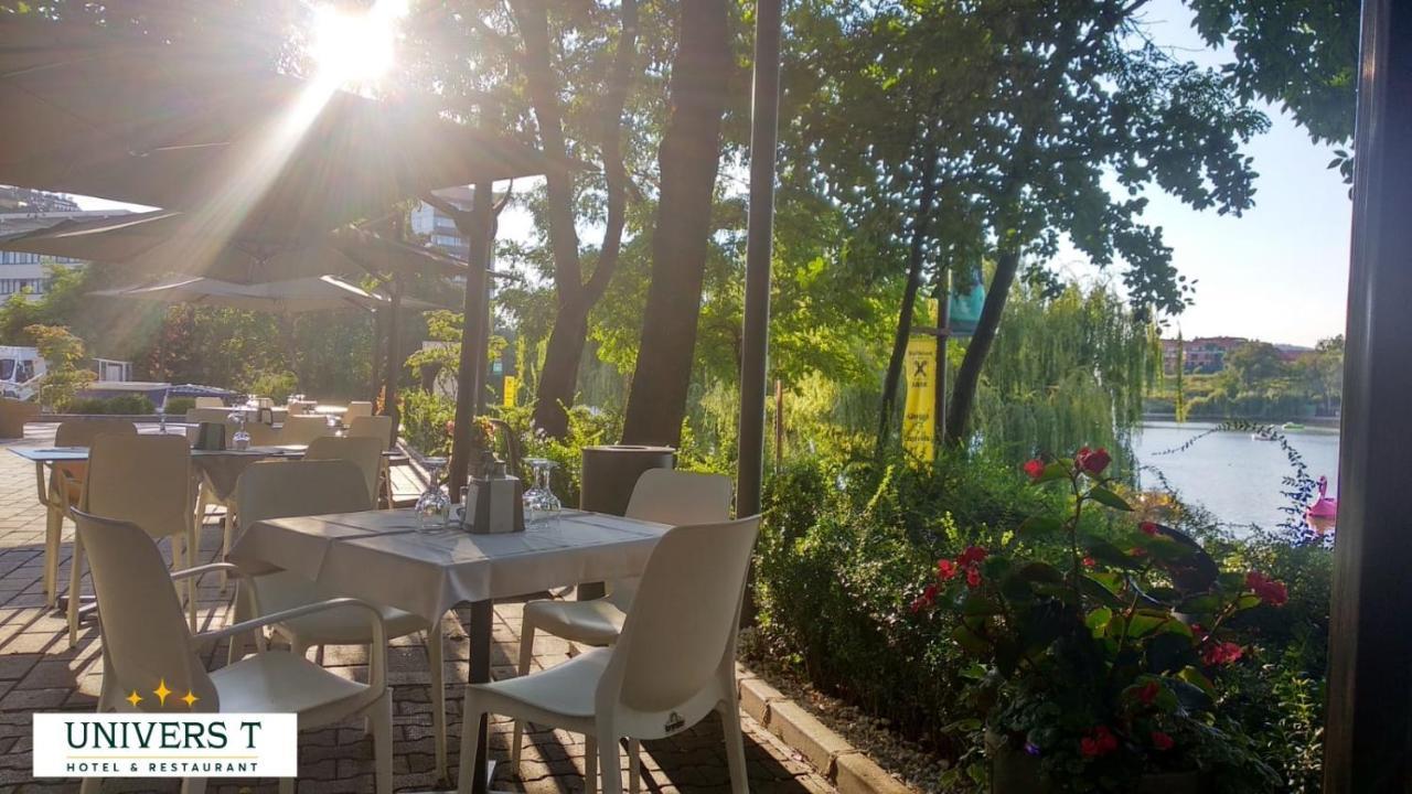Hotel Univers Cluj-Napoca Ngoại thất bức ảnh