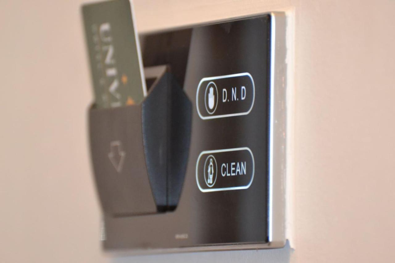 Hotel Univers Cluj-Napoca Ngoại thất bức ảnh