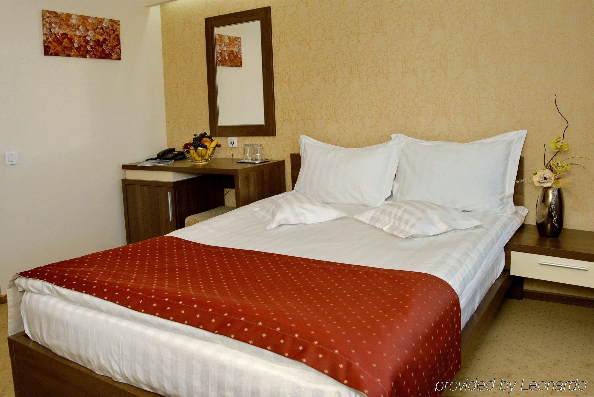 Hotel Univers Cluj-Napoca Phòng bức ảnh