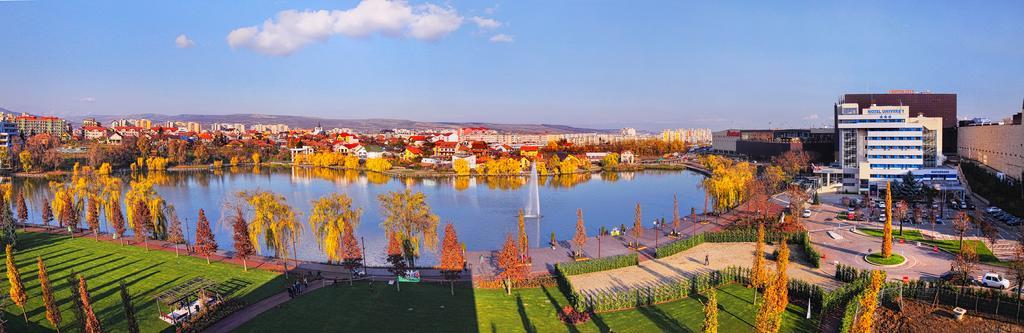 Hotel Univers Cluj-Napoca Ngoại thất bức ảnh